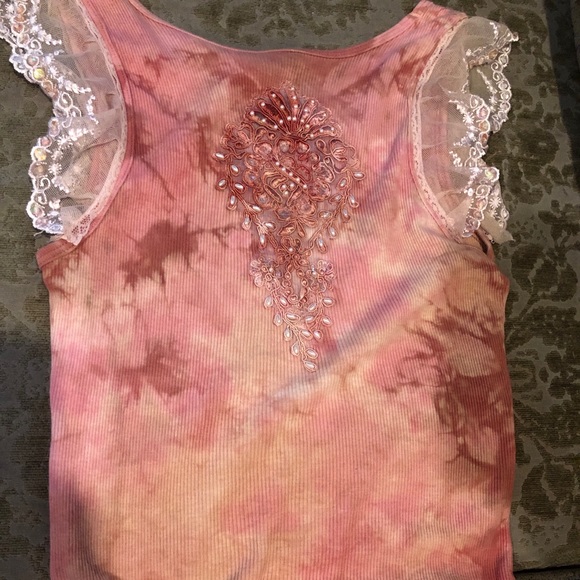 TRUE MEANING PINK TIE DYE TOP Size L Lace Trim - Picture 1 of 7